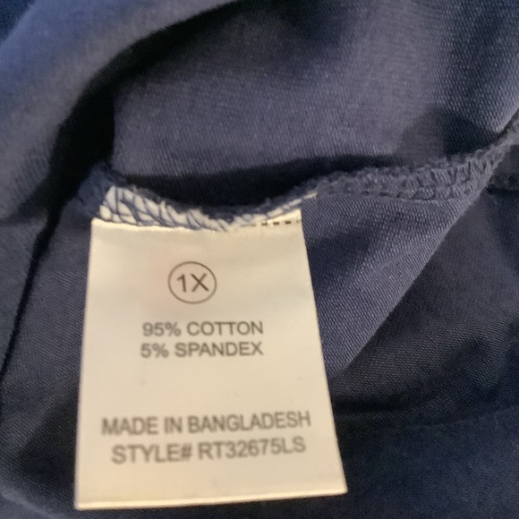 3X Navy long sleeve crop top soft lightweight tee shirt material. - Picture 7 of 11